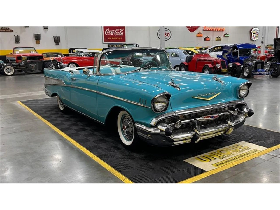 1957 Chevrolet Tri-Five Bel Air 2-Door Hardtop & Coupe - Image 2 of 9