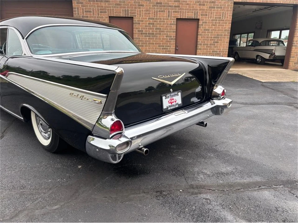 1957 Chevrolet Tri-Five Bel Air 2-Door Hardtop & Coupe - Image 10 of 31
