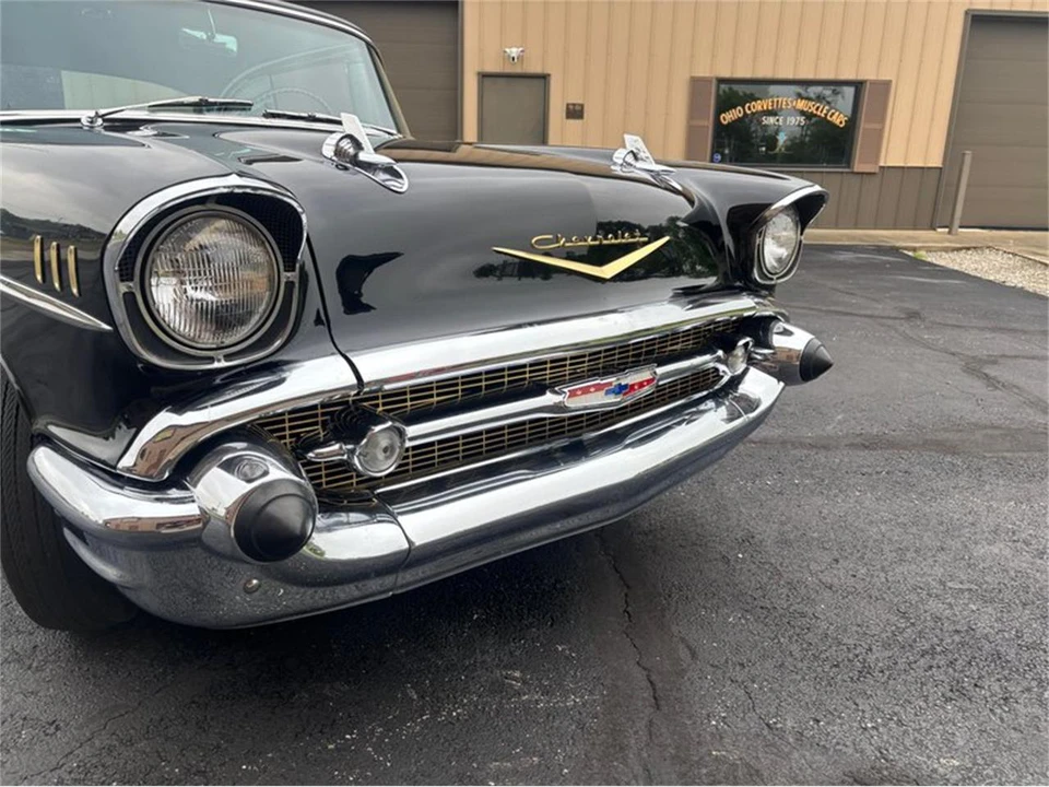 1957 Chevrolet Tri-Five Bel Air 2-Door Hardtop & Coupe - Image 18 of 31