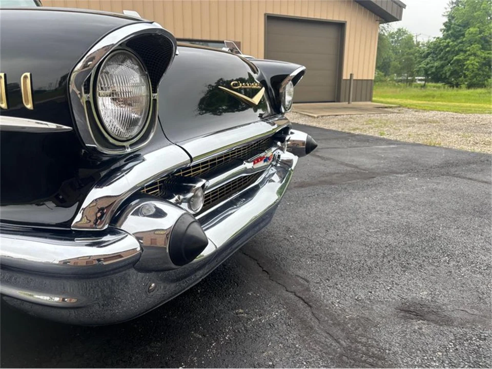 1957 Chevrolet Tri-Five Bel Air 2-Door Hardtop & Coupe - Image 19 of 31