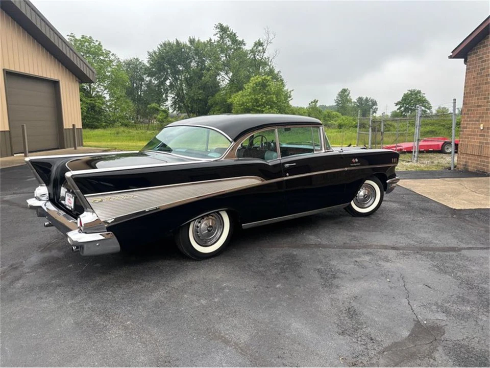 1957 Chevrolet Tri-Five Bel Air 2-Door Hardtop & Coupe - Image 13 of 31