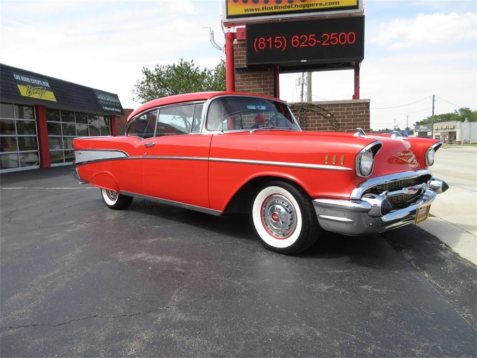 1957 Chevrolet Tri-Five Bel Air 2-Door Hardtop & Coupe - Image 6 of 31