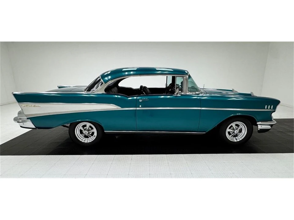 1957 Chevrolet Tri-Five Bel Air 2-Door Hardtop & Coupe - Image 6 of 31