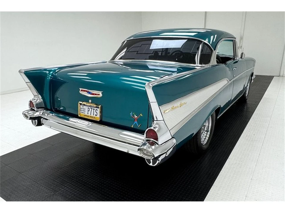 1957 Chevrolet Tri-Five Bel Air 2-Door Hardtop & Coupe - Image 5 of 31