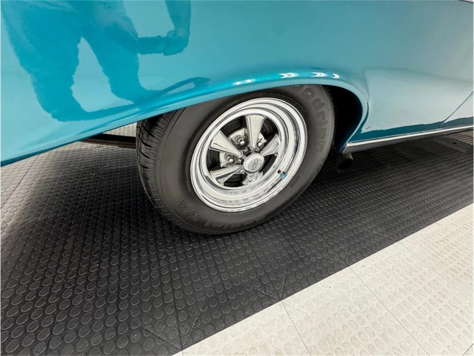1957 Chevrolet Tri-Five Bel Air 2-Door Hardtop & Coupe - Image 25 of 31