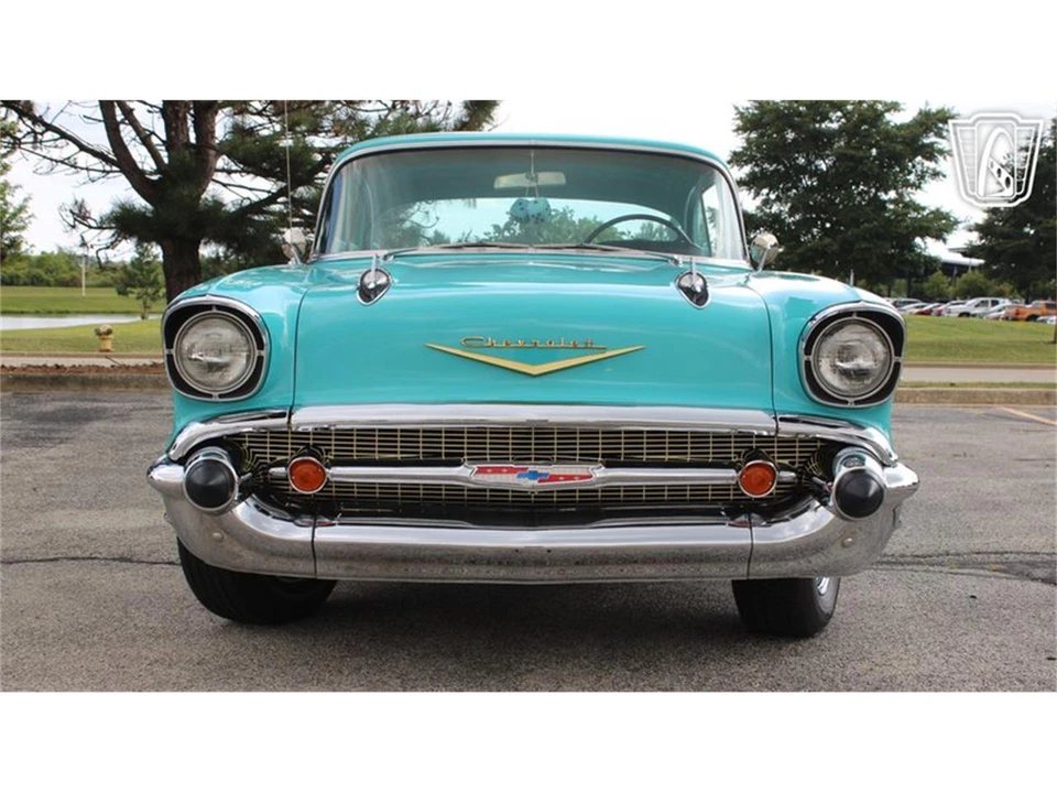 1957 Chevrolet Tri-Five Bel Air 2-Door Hardtop & Coupe - Image 5 of 31