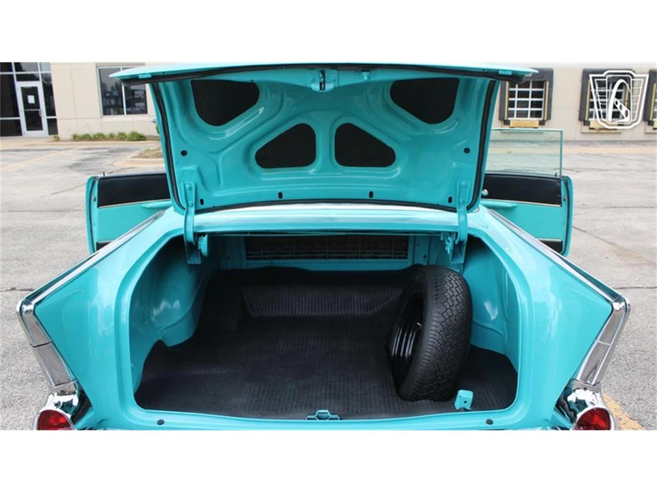 1957 Chevrolet Tri-Five Bel Air 2-Door Hardtop & Coupe - Image 10 of 31