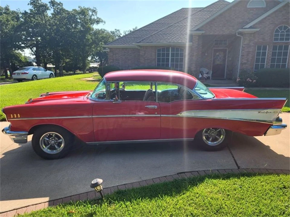 1957 Chevrolet Tri-Five Bel Air 2-Door Hardtop & Coupe - Image 6 of 12