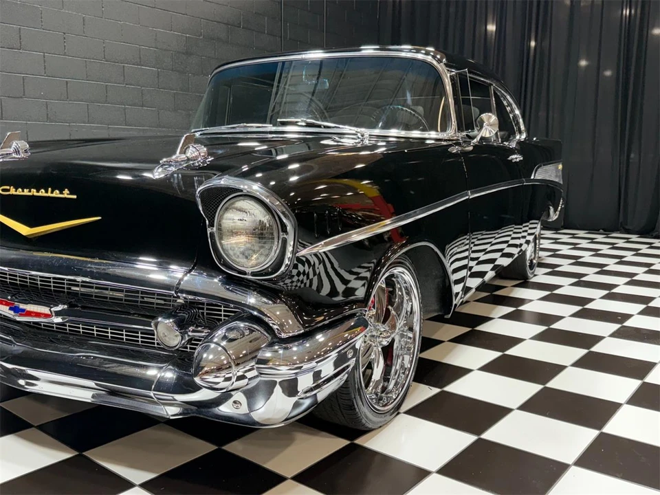 1957 Chevrolet Tri-Five Bel Air 2-Door Hardtop & Coupe - Image 7 of 31