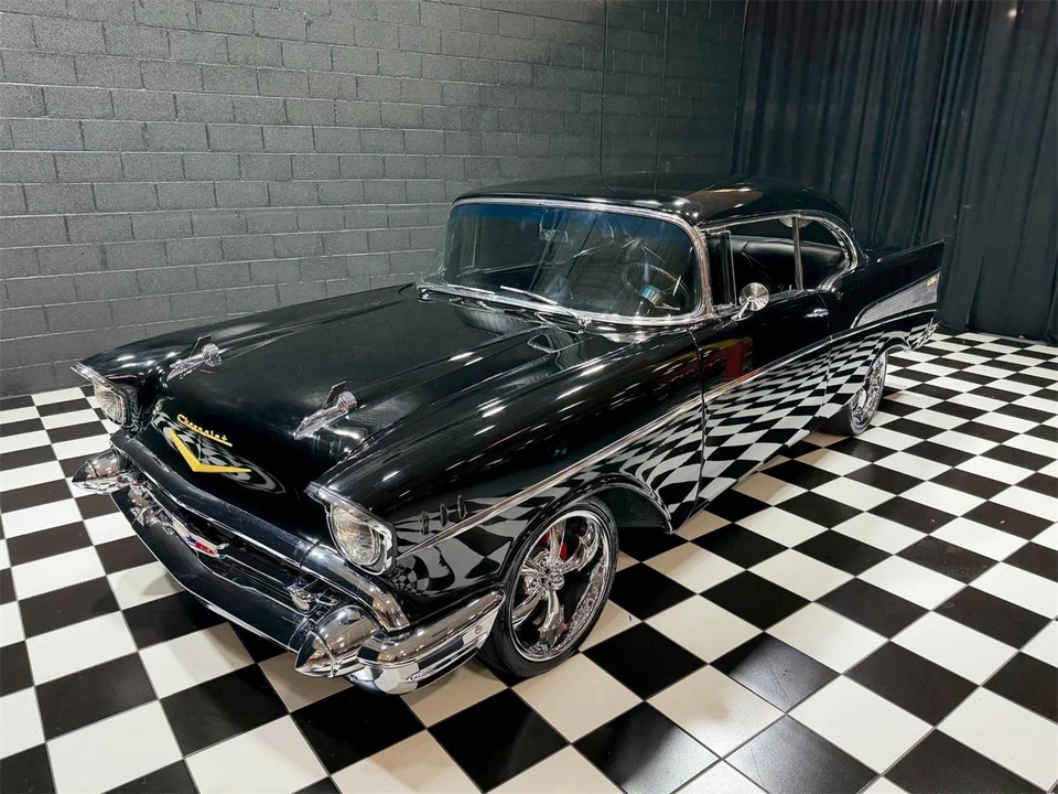 1957 Chevrolet Tri-Five Bel Air 2-Door Hardtop & Coupe - Image 6 of 31