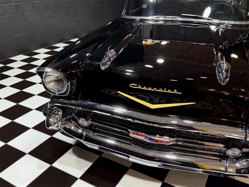 1957 Chevrolet Tri-Five Bel Air 2-Door Hardtop & Coupe - Image 11 of 31