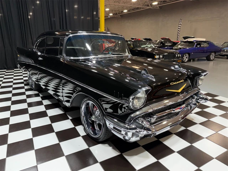 1957 Chevrolet Tri-Five Bel Air 2-Door Hardtop & Coupe - Image 13 of 31