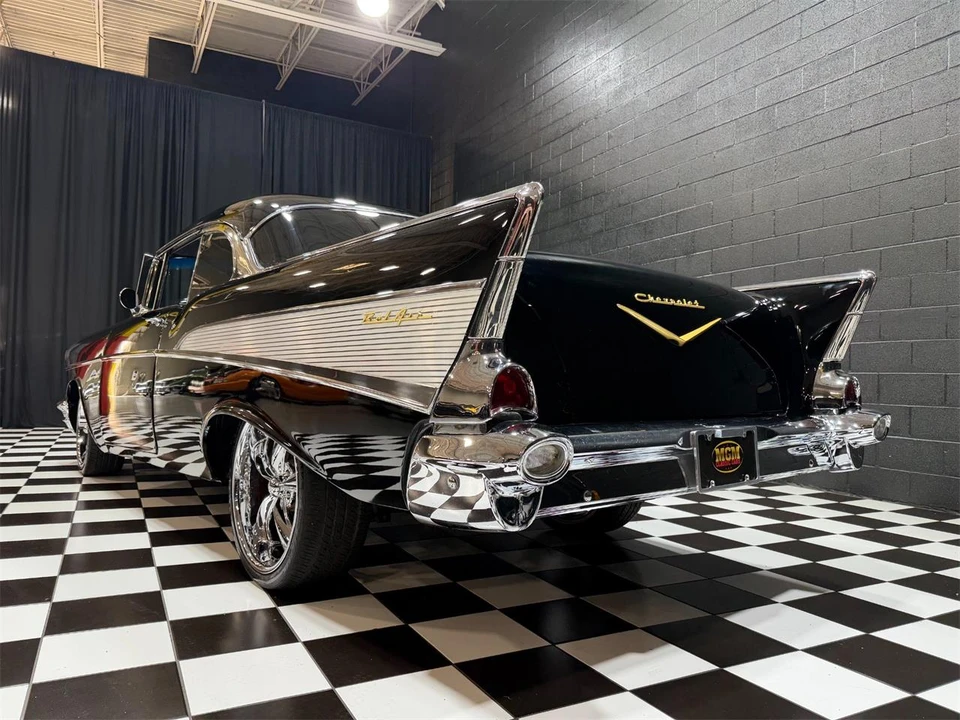 1957 Chevrolet Tri-Five Bel Air 2-Door Hardtop & Coupe - Image 20 of 31