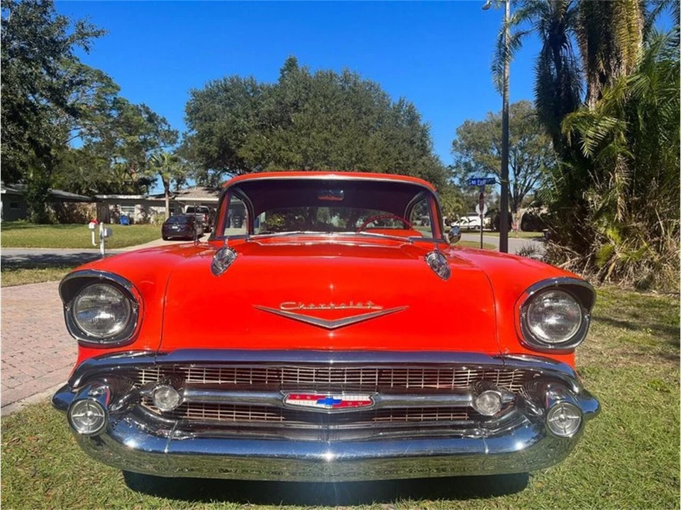 1957 Chevrolet Tri-Five Bel Air 2-Door Hardtop & Coupe - Image 4 of 23