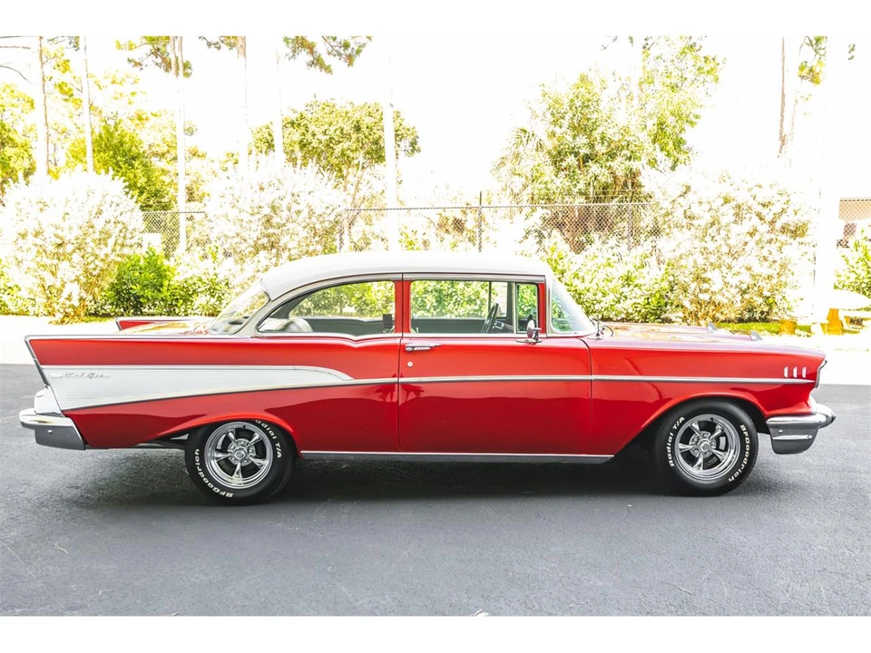 1957 Chevrolet Tri-Five Bel Air 2-Door Hardtop & Coupe - Image 12 of 31