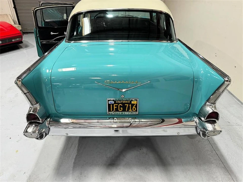 1957 Chevrolet Tri-Five Bel Air 2-Door Hardtop & Coupe - Image 3 of 31