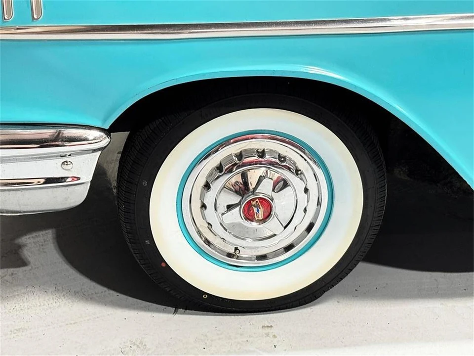 1957 Chevrolet Tri-Five Bel Air 2-Door Hardtop & Coupe - Image 21 of 31
