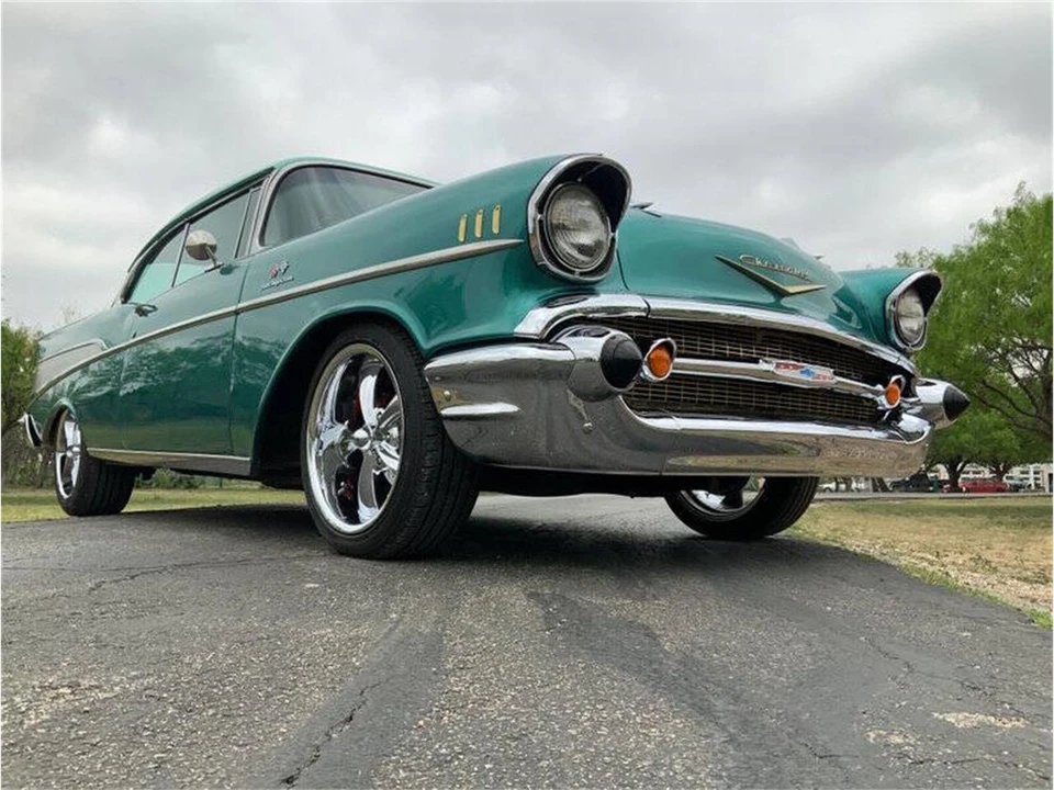1957 Chevrolet Tri-Five Bel Air 2-Door Hardtop & Coupe - Image 7 of 31