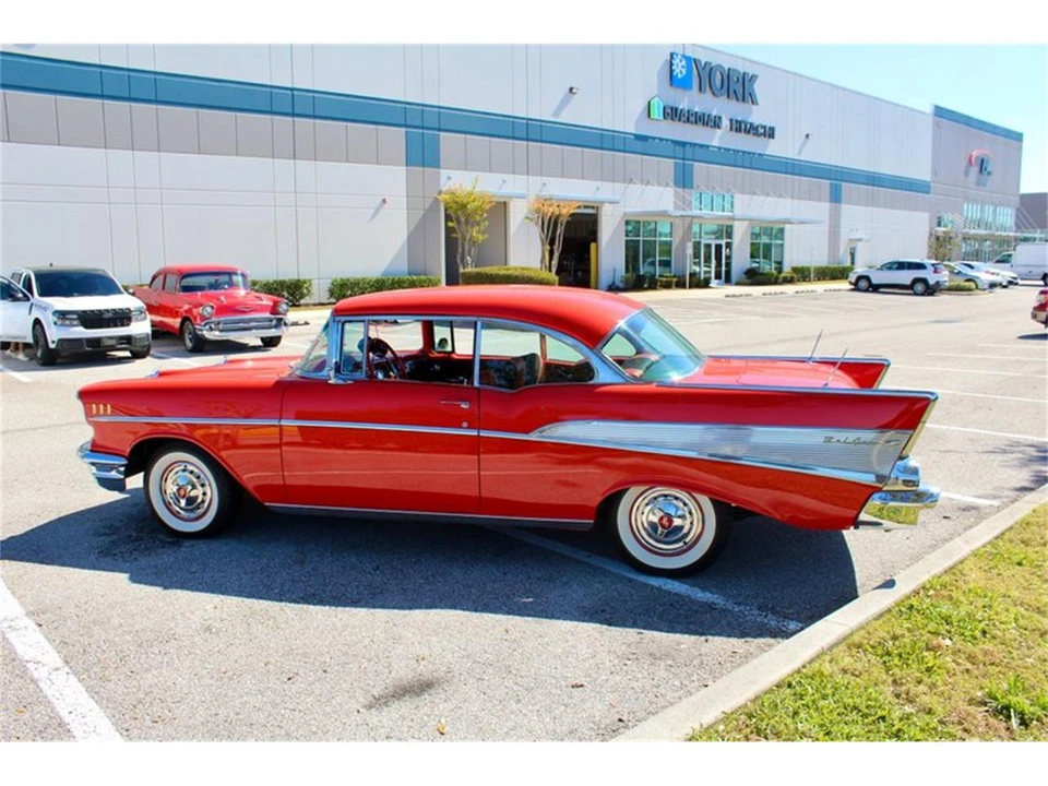 1957 Chevrolet Tri-Five Bel Air 2-Door Hardtop & Coupe - Image 27 of 31