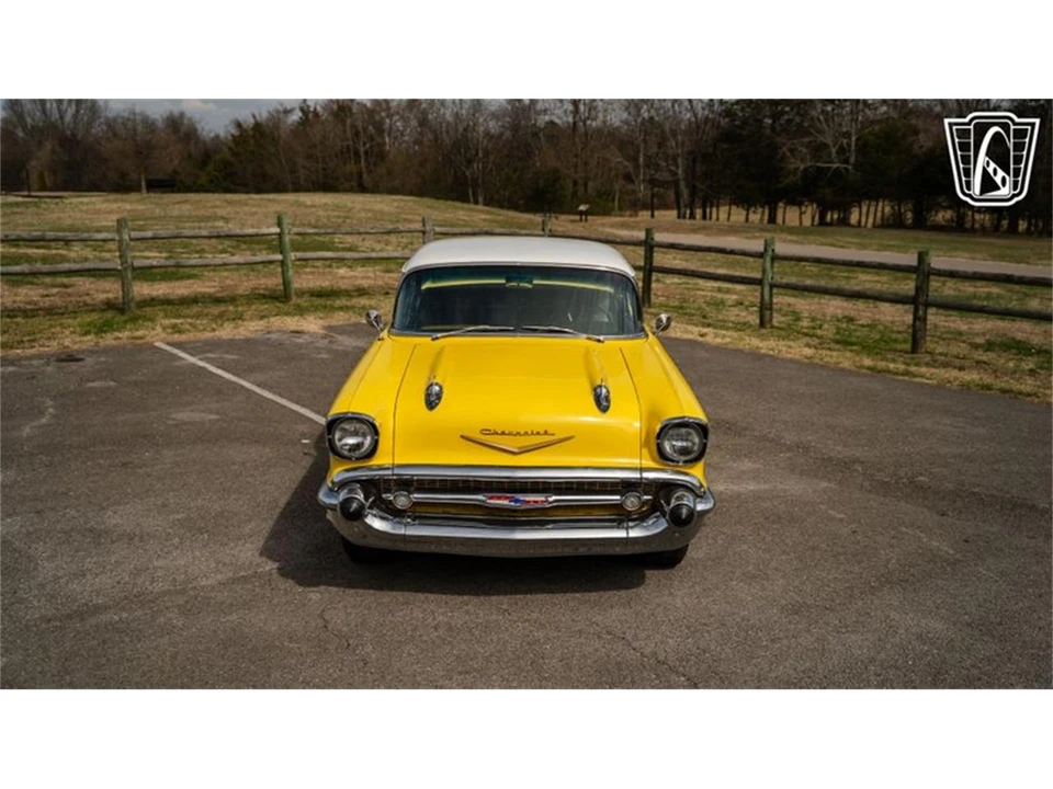 1957 Chevrolet Tri-Five Bel Air 2-Door Hardtop & Coupe - Image 2 of 31