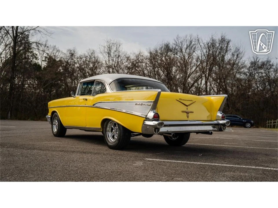 1957 Chevrolet Tri-Five Bel Air 2-Door Hardtop & Coupe - Image 12 of 31