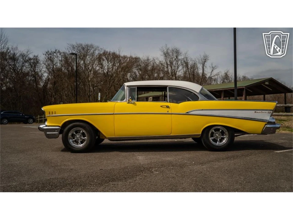 1957 Chevrolet Tri-Five Bel Air 2-Door Hardtop & Coupe - Image 9 of 31
