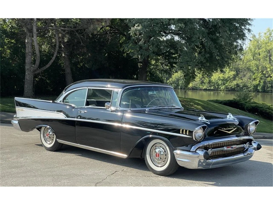 1957 Chevrolet Tri-Five Bel Air 2-Door Hardtop & Coupe - Image 26 of 31