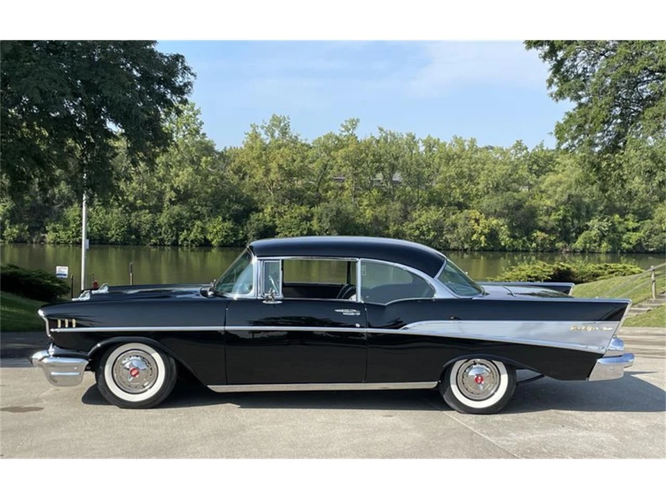 1957 Chevrolet Tri-Five Bel Air 2-Door Hardtop & Coupe - Image 7 of 31