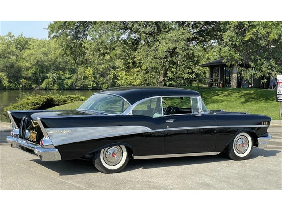 1957 Chevrolet Tri-Five Bel Air 2-Door Hardtop & Coupe - Image 3 of 31