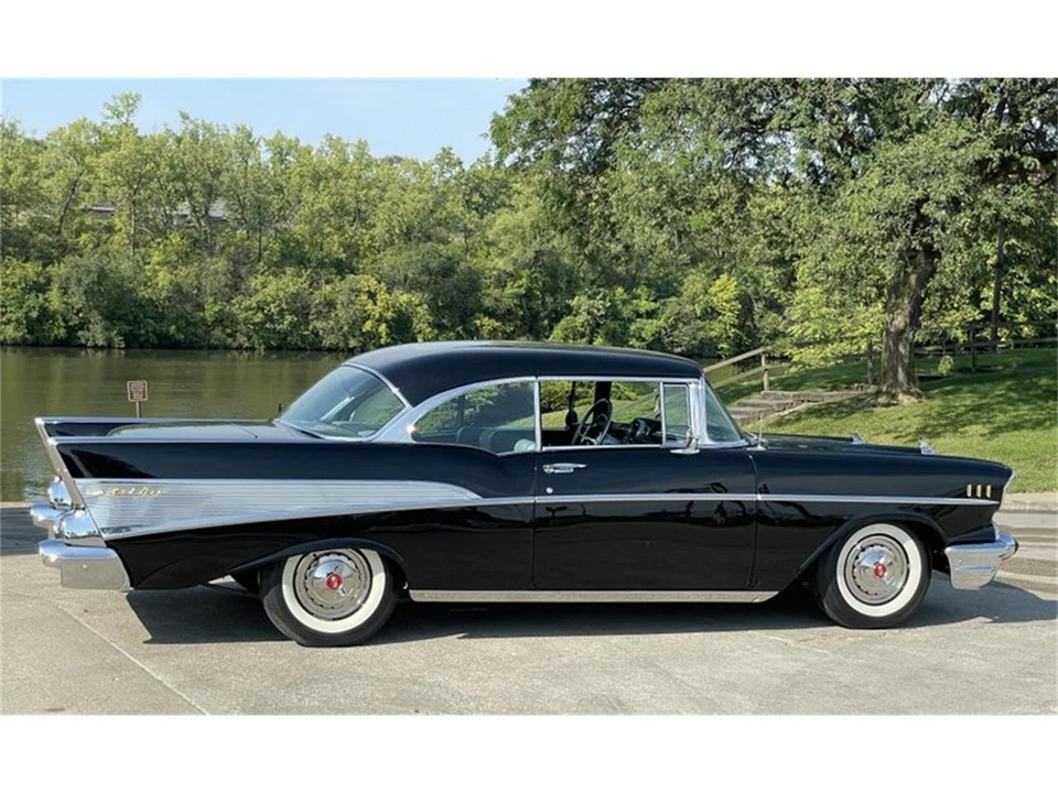 1957 Chevrolet Tri-Five Bel Air 2-Door Hardtop & Coupe - Image 24 of 31