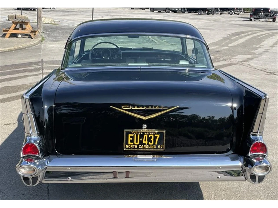 1957 Chevrolet Tri-Five Bel Air 2-Door Hardtop & Coupe - Image 10 of 31