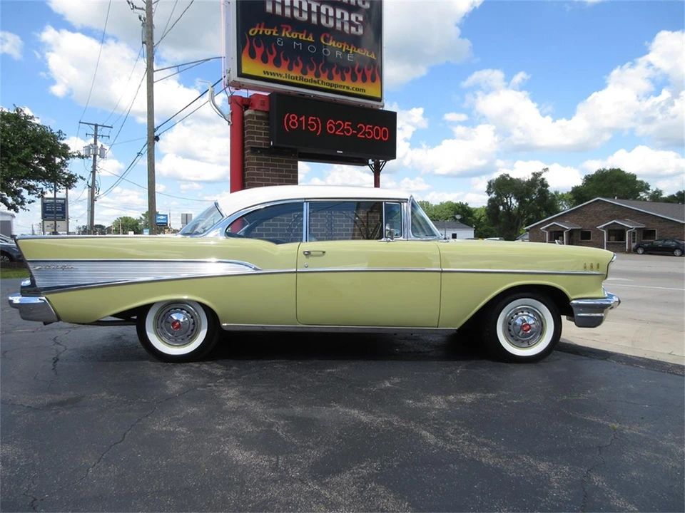 1957 Chevrolet Tri-Five Bel Air 2-Door Hardtop & Coupe - Image 8 of 31