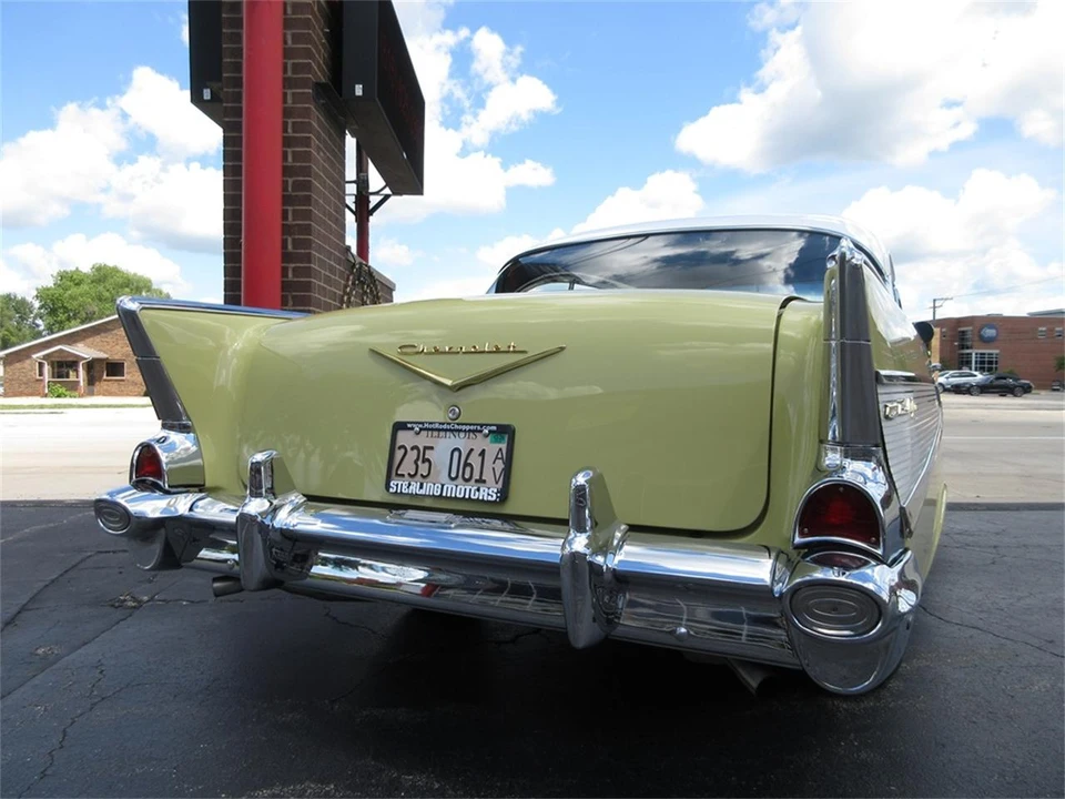 1957 Chevrolet Tri-Five Bel Air 2-Door Hardtop & Coupe - Image 12 of 31