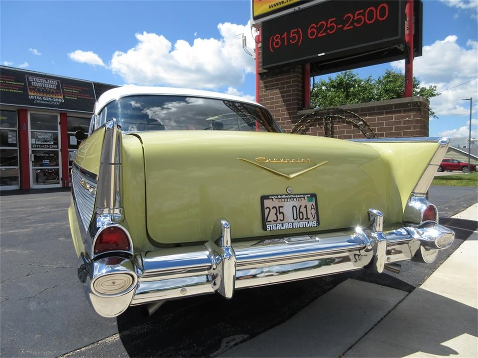 1957 Chevrolet Tri-Five Bel Air 2-Door Hardtop & Coupe - Image 16 of 31