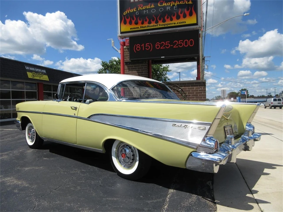1957 Chevrolet Tri-Five Bel Air 2-Door Hardtop & Coupe - Image 17 of 31