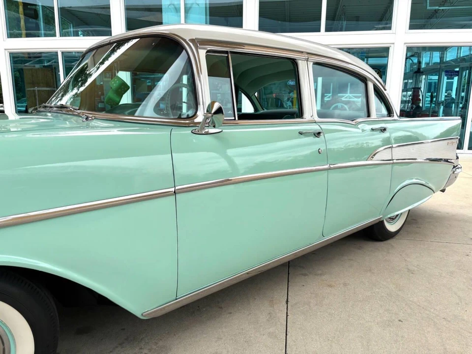 1957 Chevrolet Tri-Five Bel Air 2-Door Hardtop & Coupe - Image 13 of 31