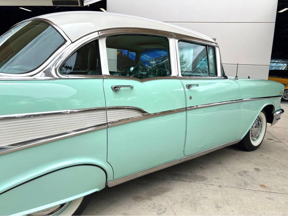 1957 Chevrolet Tri-Five Bel Air 2-Door Hardtop & Coupe - Image 17 of 31