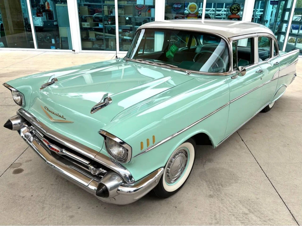 1957 Chevrolet Tri-Five Bel Air 2-Door Hardtop & Coupe - Image 20 of 31