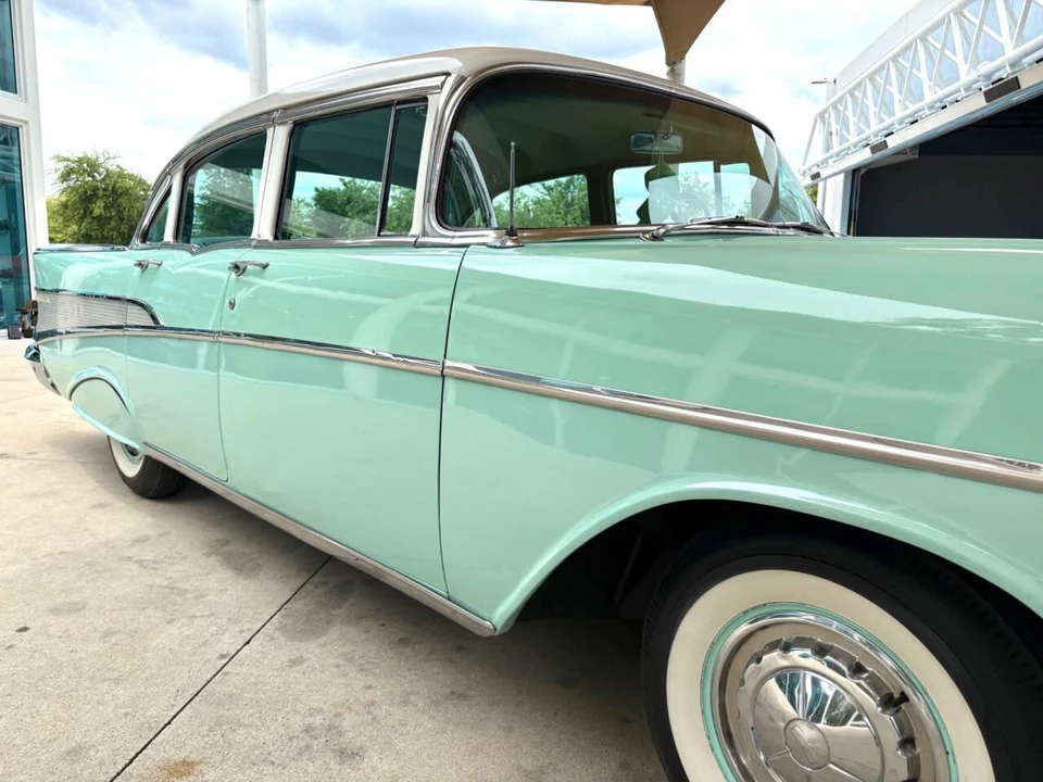 1957 Chevrolet Tri-Five Bel Air 2-Door Hardtop & Coupe - Image 18 of 31