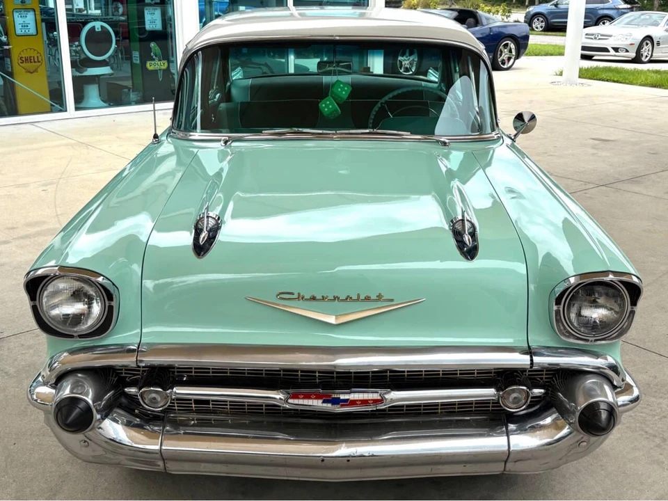 1957 Chevrolet Tri-Five Bel Air 2-Door Hardtop & Coupe - Image 3 of 31