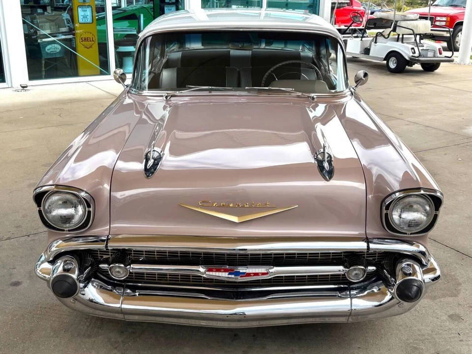 1957 Chevrolet Tri-Five Bel Air 2-Door Hardtop & Coupe - Image 3 of 31