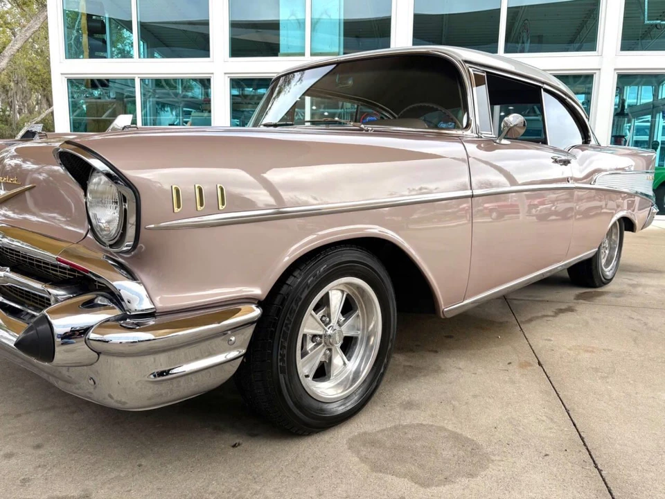 1957 Chevrolet Tri-Five Bel Air 2-Door Hardtop & Coupe - Image 13 of 31