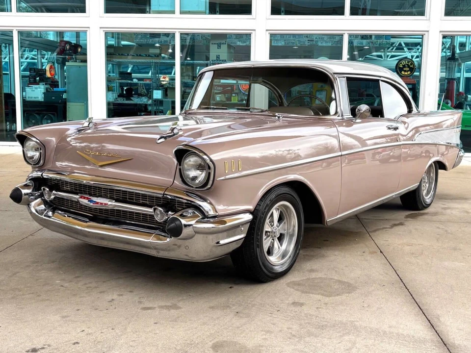 1957 Chevrolet Tri-Five Bel Air 2-Door Hardtop & Coupe - Image 12 of 31