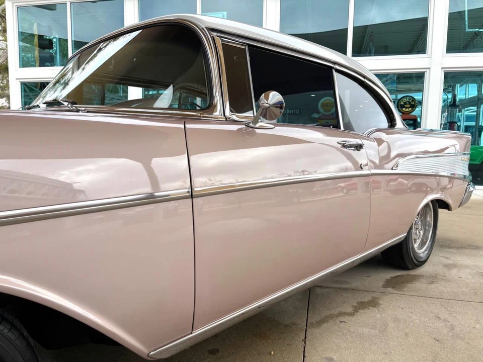 1957 Chevrolet Tri-Five Bel Air 2-Door Hardtop & Coupe - Image 14 of 31