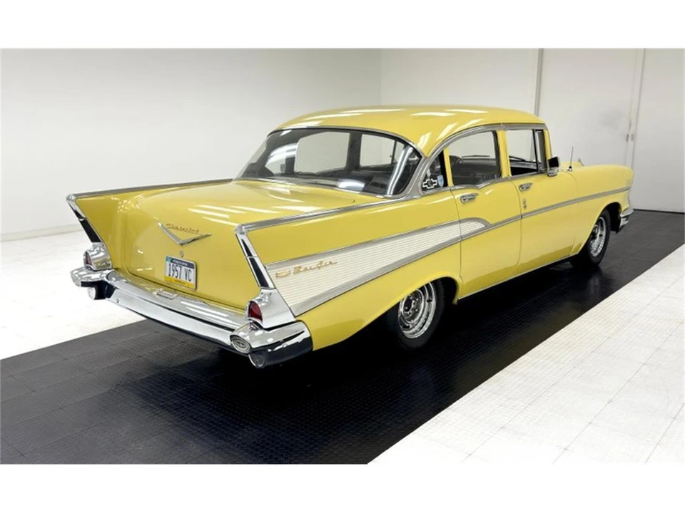 1957 Chevrolet Tri-Five Bel Air 2-Door Hardtop & Coupe - Image 5 of 31