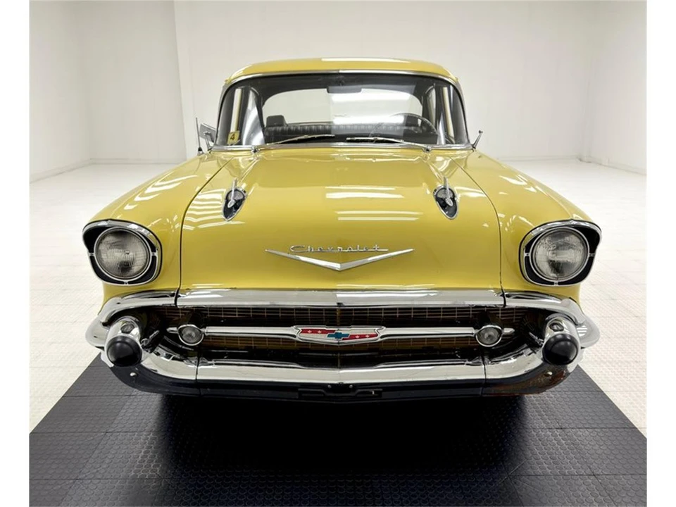 1957 Chevrolet Tri-Five Bel Air 2-Door Hardtop & Coupe - Image 8 of 31