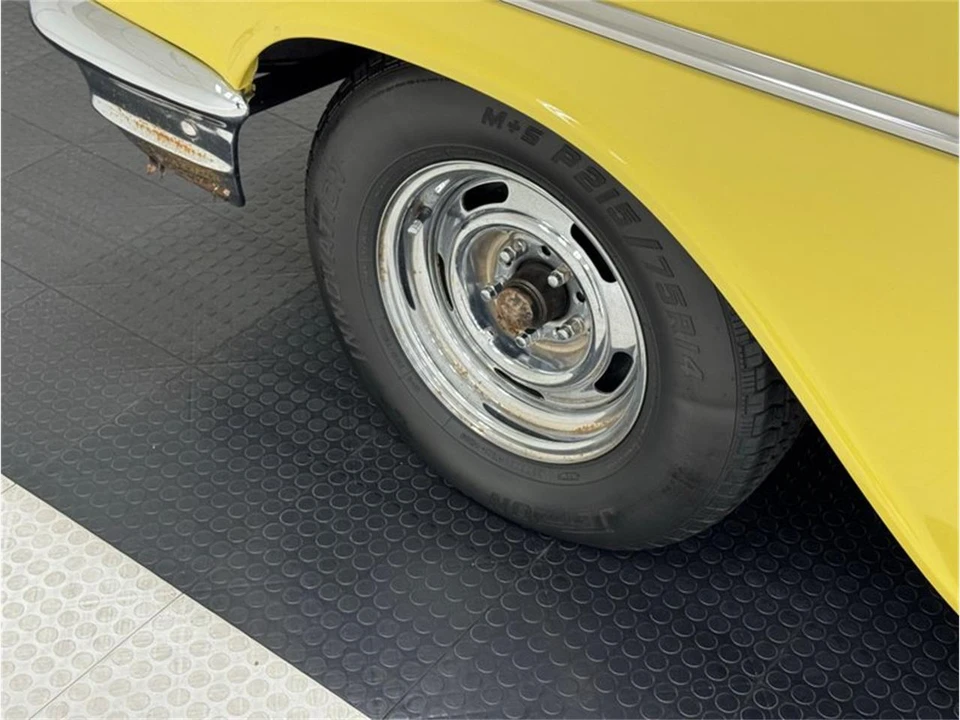1957 Chevrolet Tri-Five Bel Air 2-Door Hardtop & Coupe - Image 12 of 31