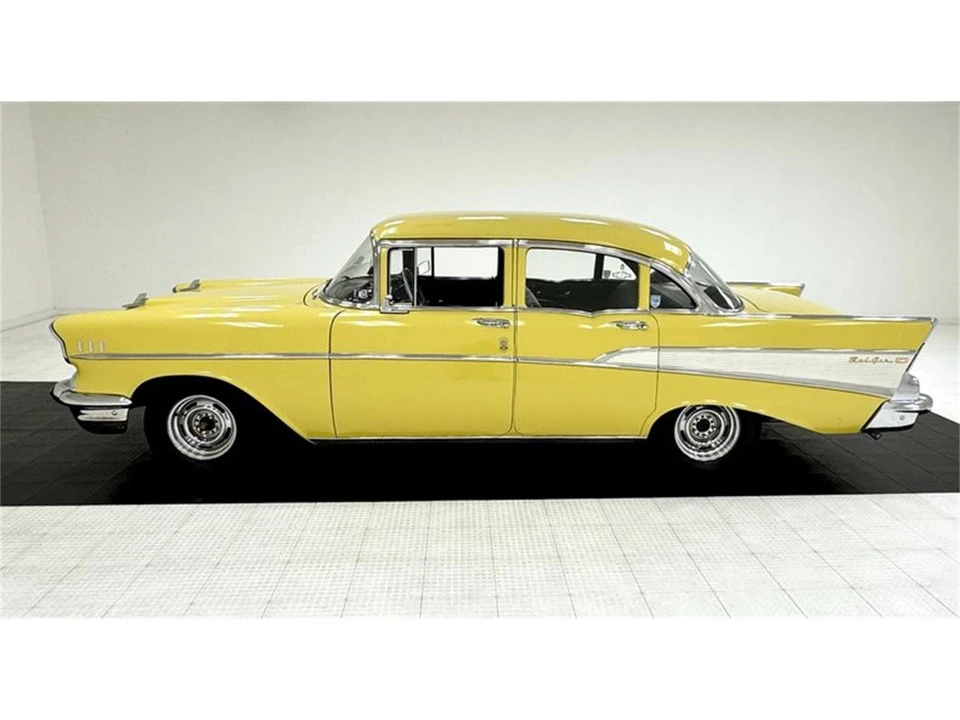 1957 Chevrolet Tri-Five Bel Air 2-Door Hardtop & Coupe - Image 2 of 31