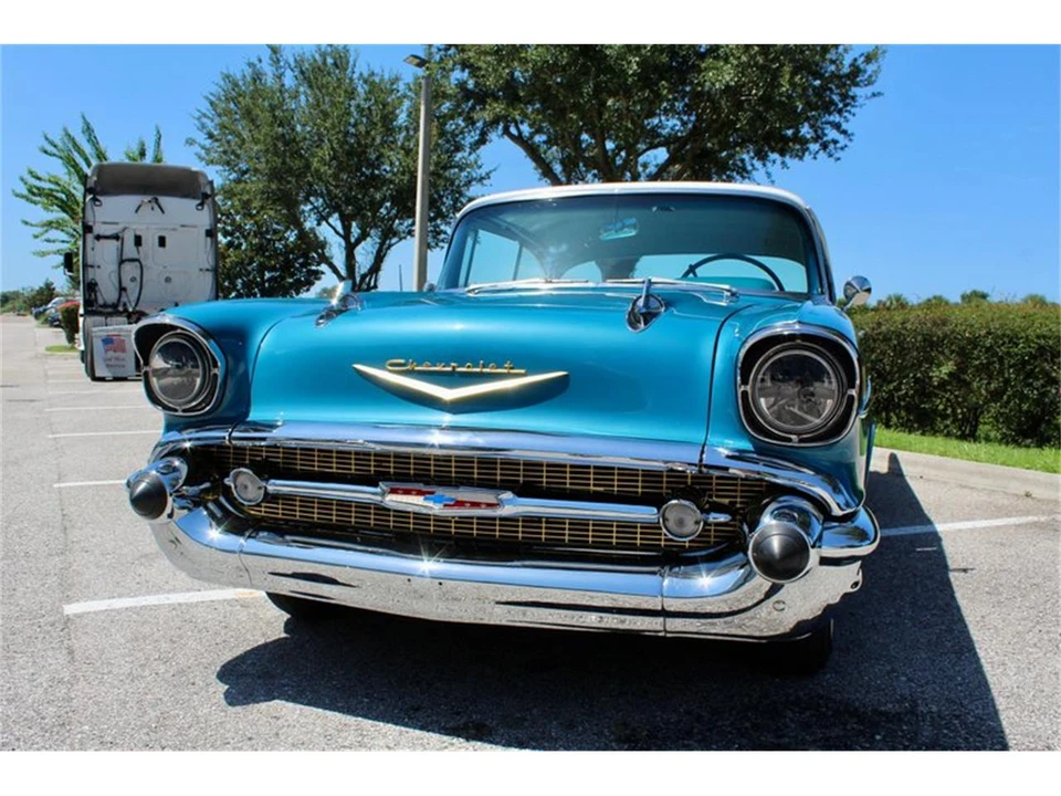 1957 Chevrolet Tri-Five Bel Air 2-Door Hardtop & Coupe - Image 6 of 31