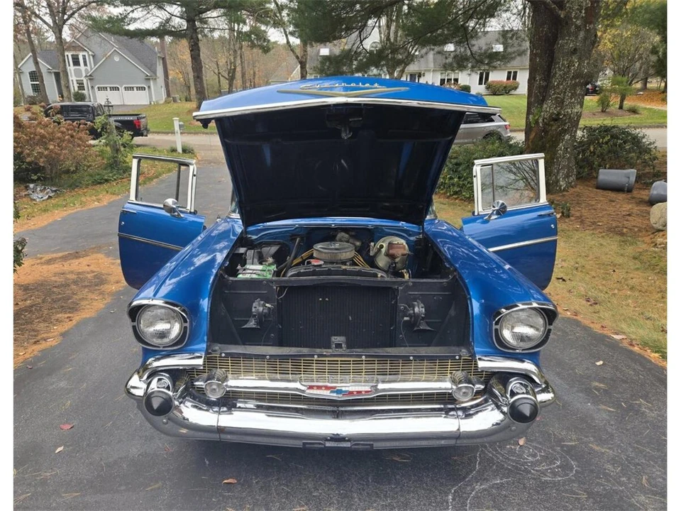 1957 Chevrolet Tri-Five Bel Air 2-Door Hardtop & Coupe - Image 15 of 31